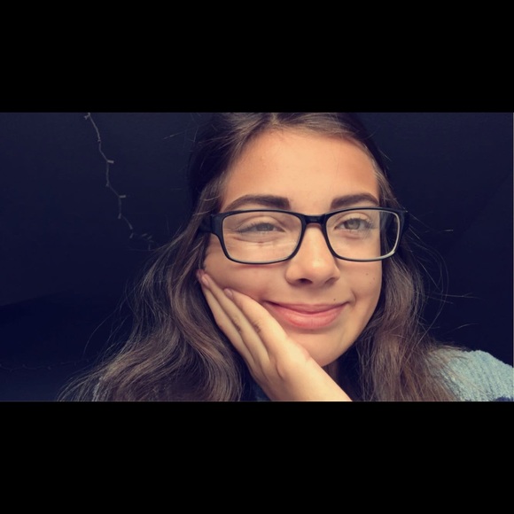 Meet your Posher, Tyannah - Picture 1 of 1